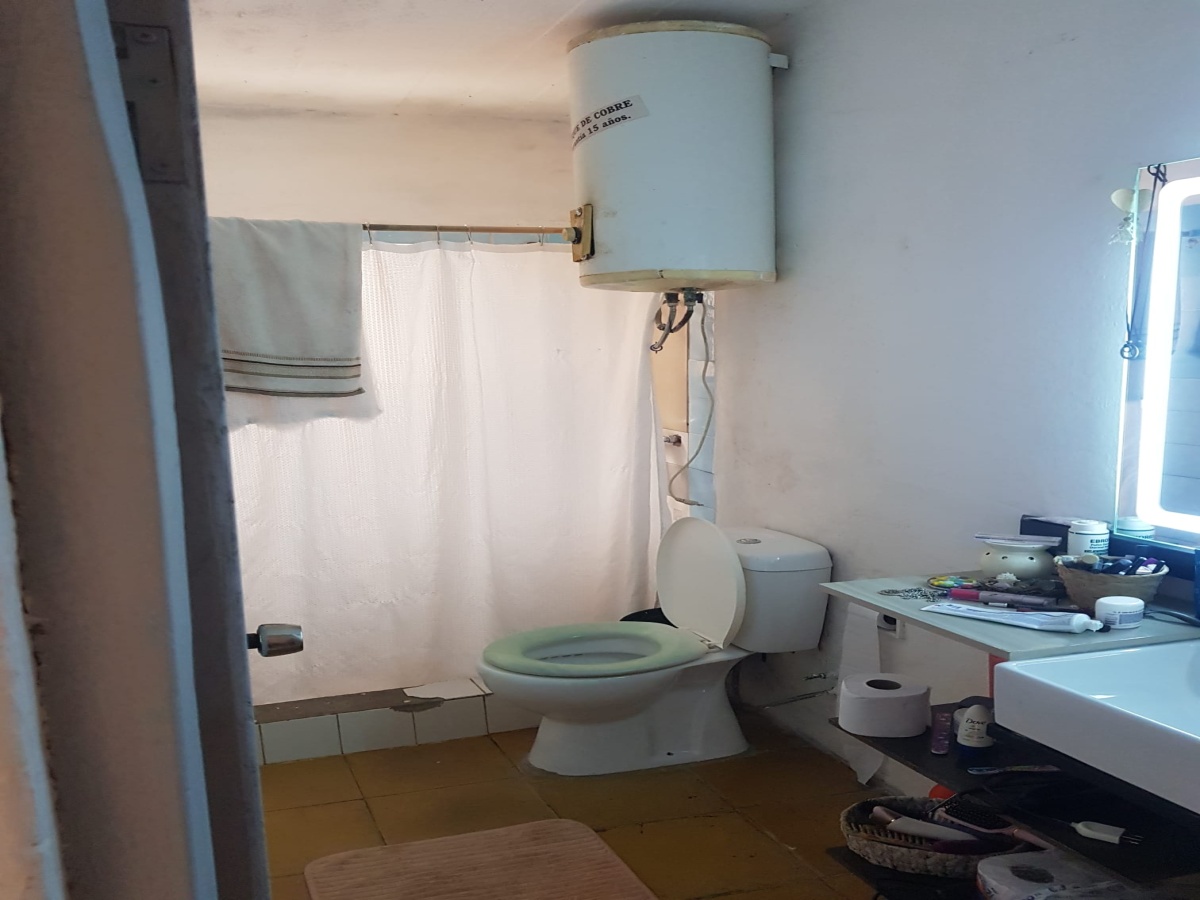 423 Zagnoli, Durazno, 5 Habitaciones Habitaciones, ,2 BathroomsBathrooms,Casa,En venta,Zagnoli,1957