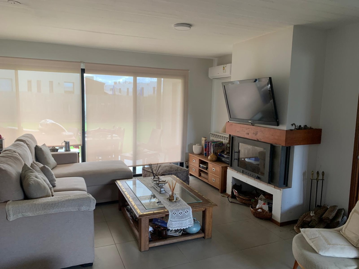 La Tahona, Canelones, 3 Habitaciones Habitaciones, 0 ,3 BathroomsBathrooms,Casa,En venta,La Tahona,0,1977