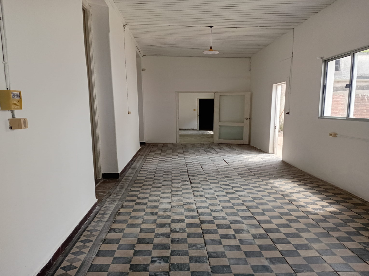 726 Oribe, Durazno, 3 Habitaciones Habitaciones, 0 ,2 BañoBaño,Casa,En alquiler,Oribe,0,1985