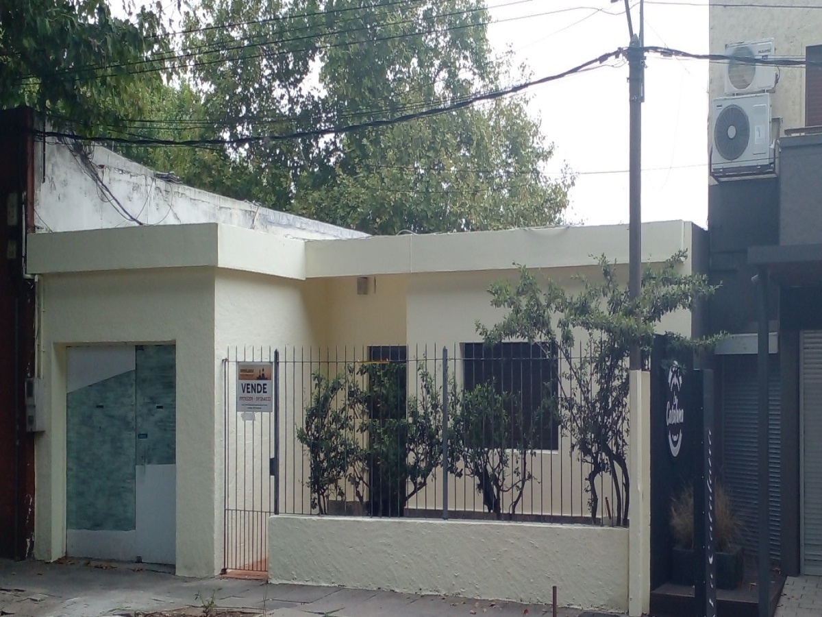 529 Artigas, Durazno, 4 Habitaciones Habitaciones, ,3 BathroomsBathrooms,Casa,En venta,Artigas,1177