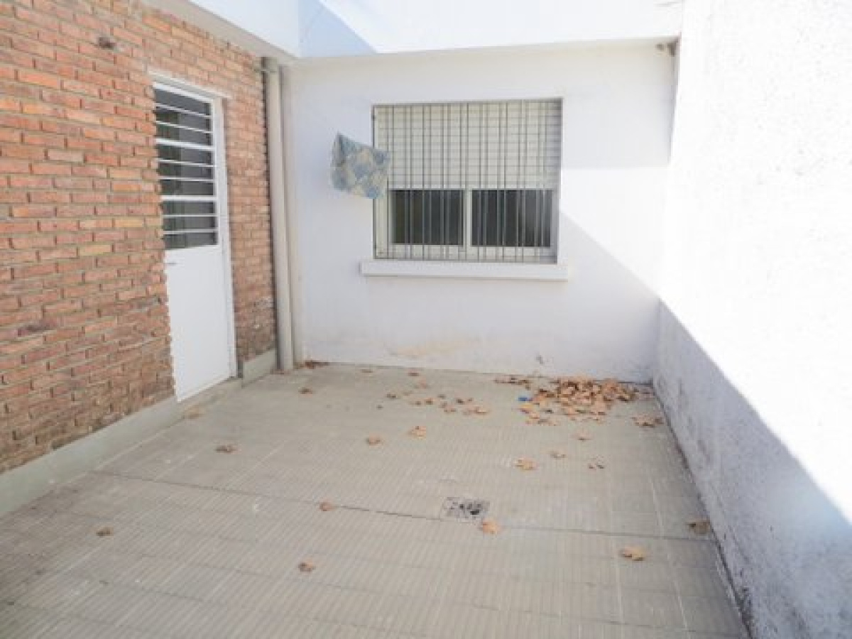 324 18 de Mayo, Durazno, 2 Habitaciones Habitaciones, 0 ,1 BañoBaño,Casa,En alquiler,18 de Mayo,0,1187