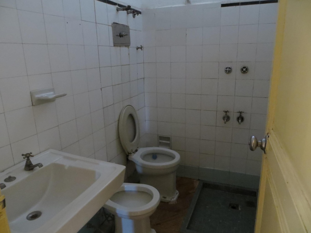 703 Juan Bautista de León, Durazno, 2 Habitaciones Habitaciones, ,1 BañoBathrooms,Casa,En venta,Juan Bautista de León,1226