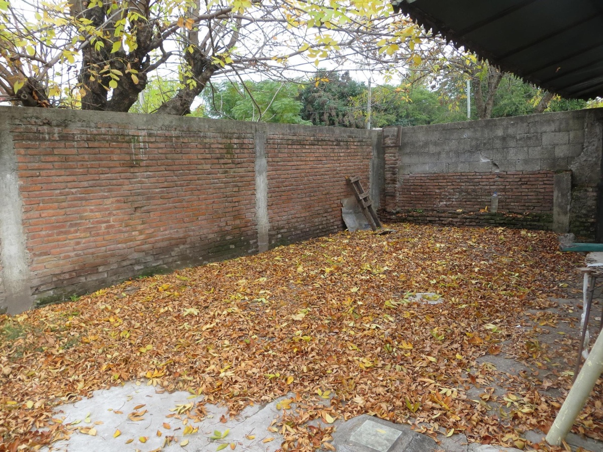 703 Juan Bautista de León, Durazno, 2 Habitaciones Habitaciones, ,1 BañoBathrooms,Casa,En venta,Juan Bautista de León,1226