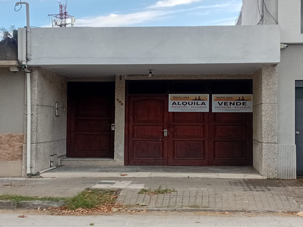 569 Batlle y Ordóñez, Durazno, 3 Habitaciones Habitaciones, 0 ,2 BathroomsBathrooms,Casa,En venta,Batlle y Ordóñez,0,1391 569 Batlle y Ordóñez, Durazno, 3 Habitaciones Habitaciones, 0 ,2 BathroomsBathrooms,Casa,En venta,Batlle y Ordóñez,0,1391