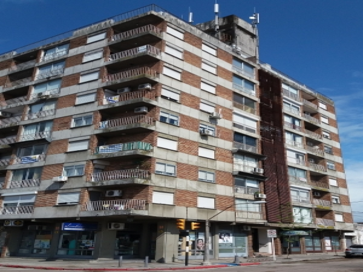 894 Lavalleja, Durazno, 0 , 1 Habitación Habitaciones,1 BañoBaño,Local comercial,En alquiler,Lavalleja,0,1418 894 Lavalleja, Durazno, 0 , 1 Habitación Habitaciones,1 BañoBaño,Local comercial,En alquiler,Lavalleja,0,1418