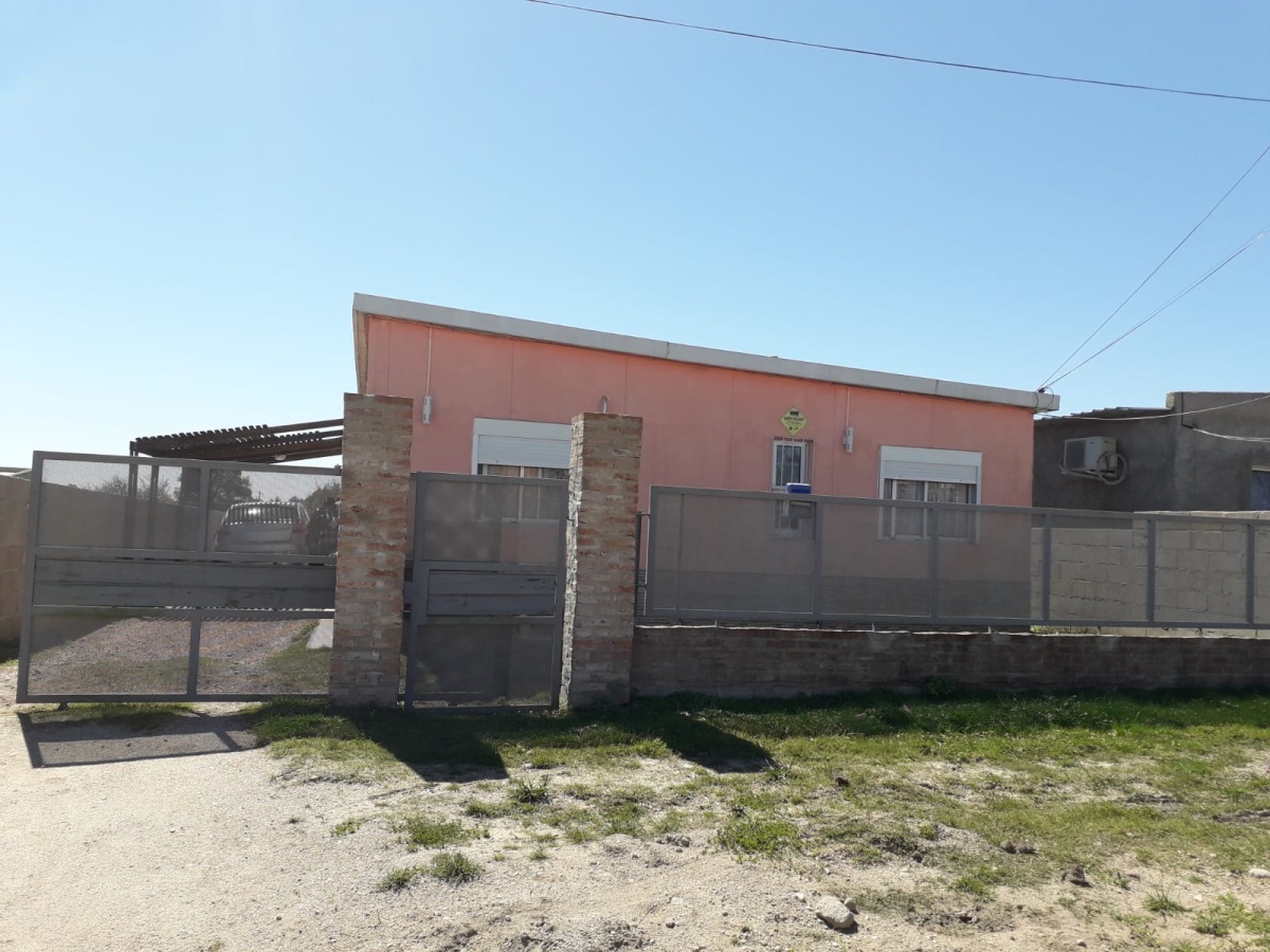 Díaz Alcántara, Durazno, 4 Habitaciones Habitaciones, ,2 BathroomsBathrooms,Casa,En venta,Díaz Alcántara,1479