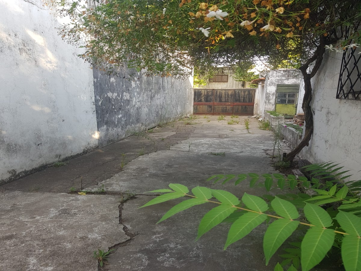 827 Wilson Ferreira, Durazno, 7 Habitaciones Habitaciones, ,2 BathroomsBathrooms,Casa,En venta,Wilson Ferreira,1715