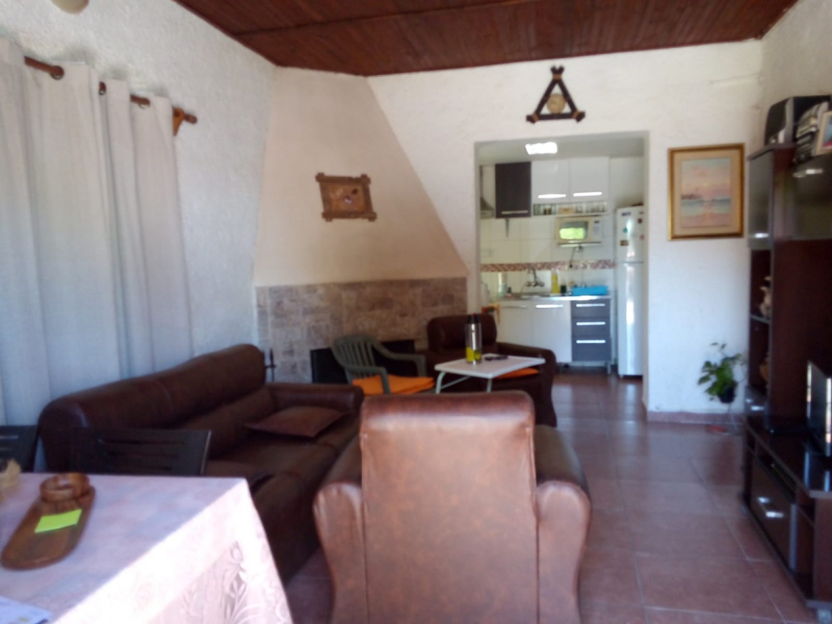 124 Saravia, Durazno, 2 Habitaciones Habitaciones, ,1 BañoBathrooms,Casa,En venta,Saravia,1776
