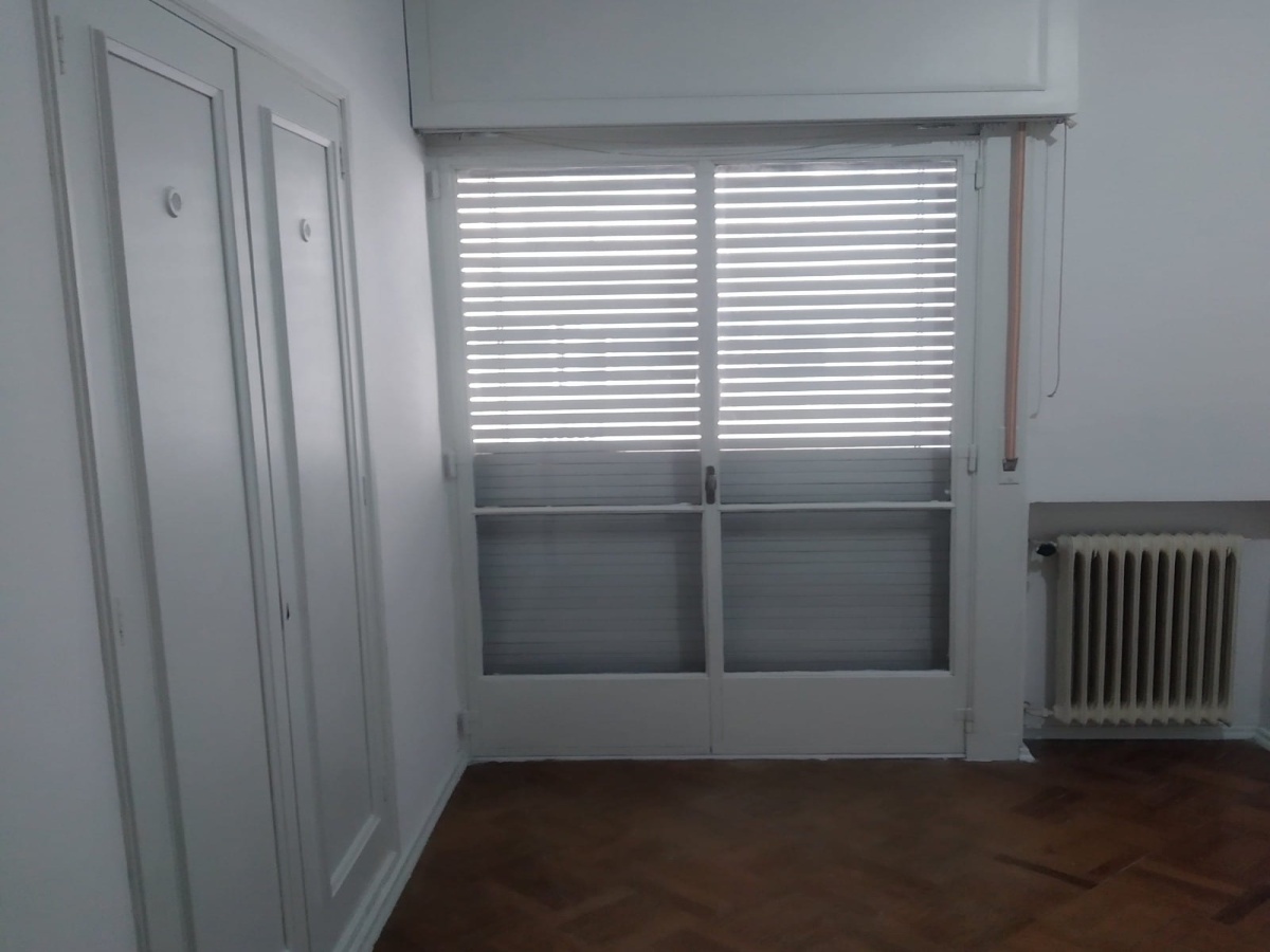 18 de Julio, Montevideo, ,Casa,En venta,18 de Julio,1811