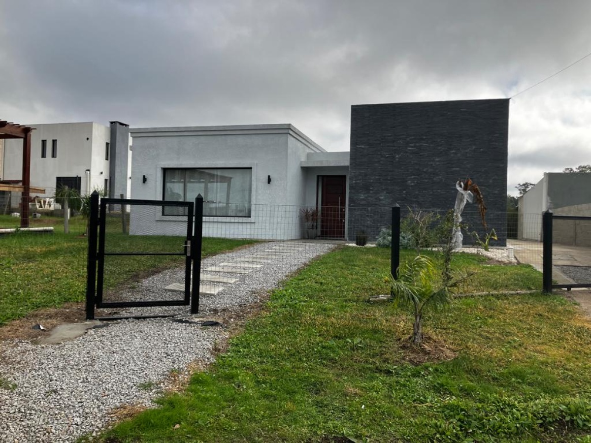 Ruta 5, Durazno, 3 Habitaciones Habitaciones, ,2 BathroomsBathrooms,Casa,En venta,Ruta 5,1828