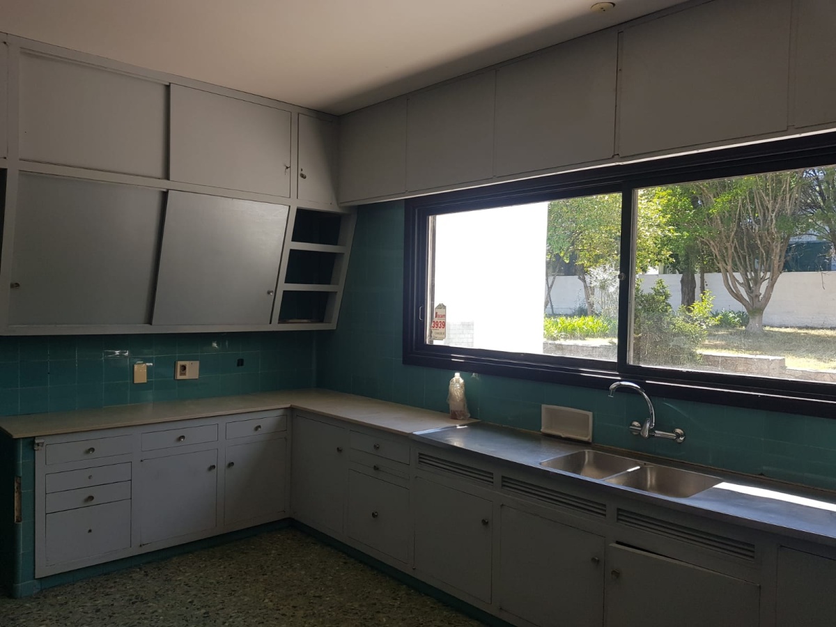 526 Zorrilla, Durazno, 8 Habitaciones Habitaciones, ,4 BathroomsBathrooms,Casa,En alquiler,Zorrilla,1877